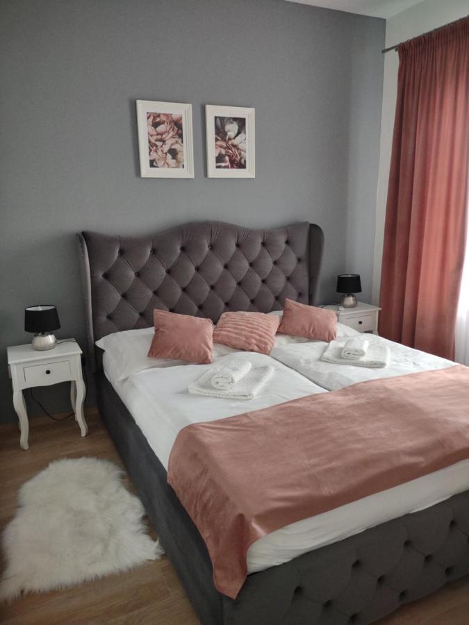 Karina Apartman Dunajská Streda Exterior foto