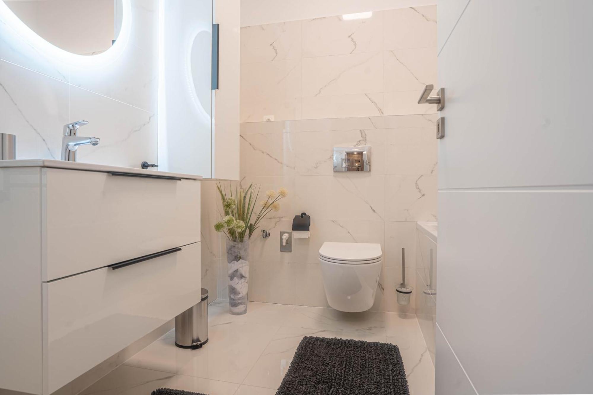 Karina Apartman Dunajská Streda Exterior foto